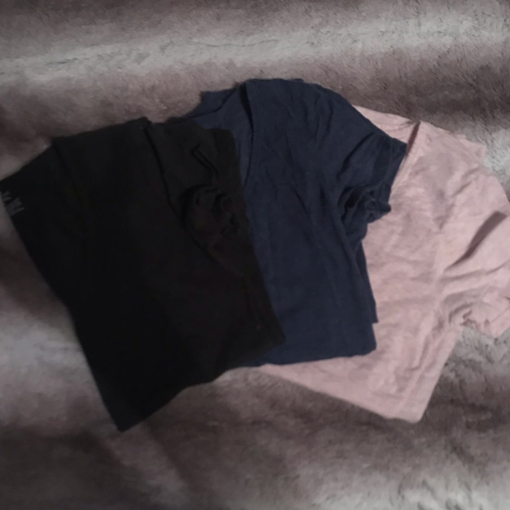 Shirt bundle - Picture 3 of 7